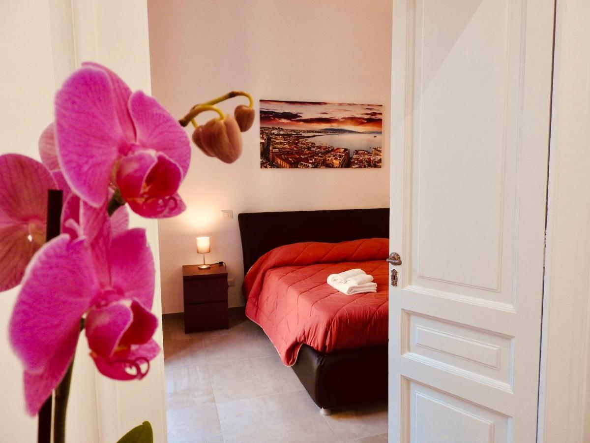 Napoli Centrale Suite ภายนอก รูปภาพ