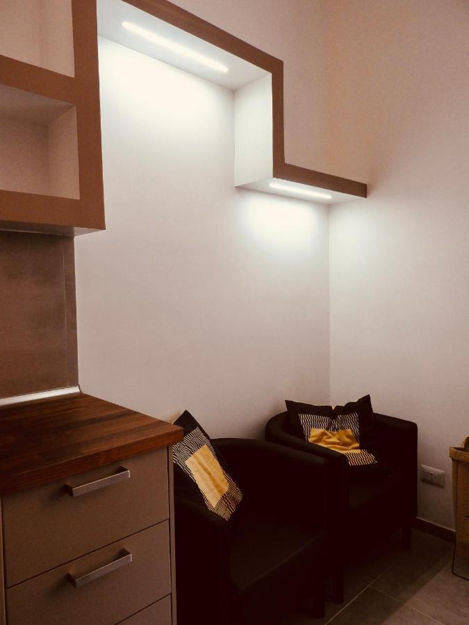Napoli Centrale Suite ภายนอก รูปภาพ